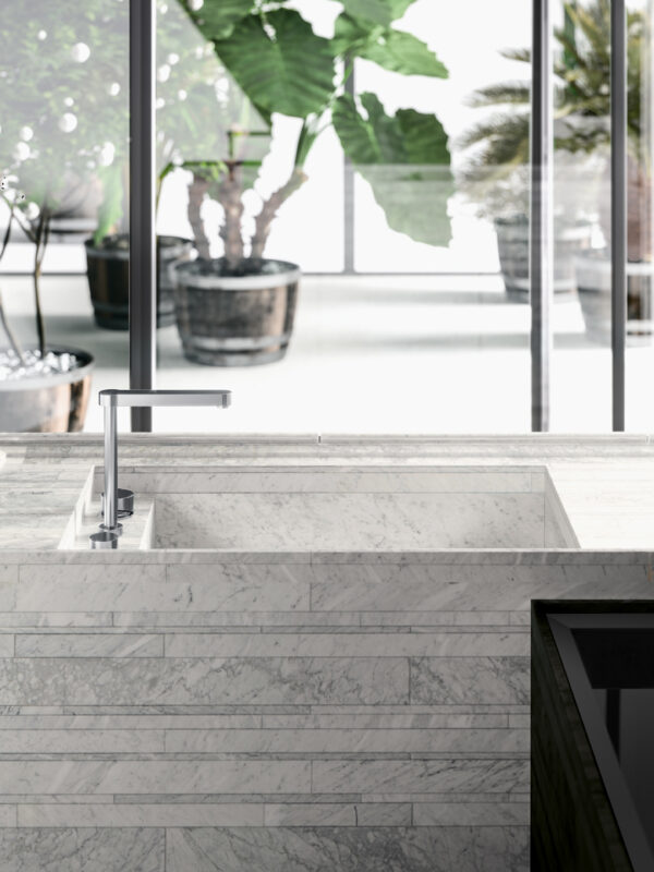 72kitchencabinettb