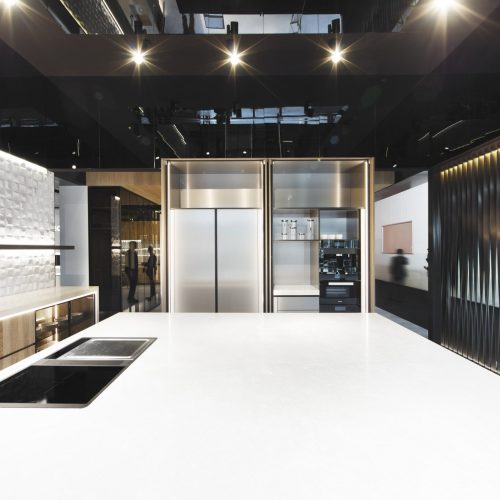 136kitchencabinettb