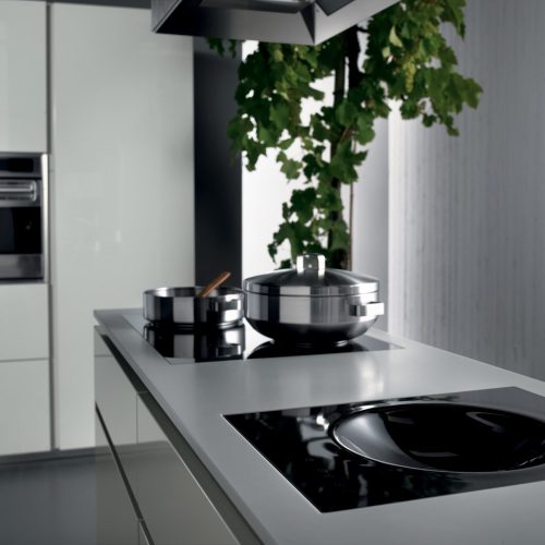 193kitchencabinettb